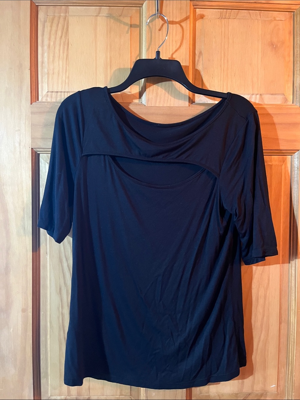 Black Women’s Short-Sleeve Layered Neck Top